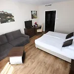 Ezüsthíd Hotel 4*