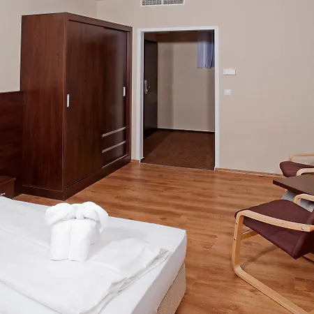 Ezuesthid Veszprém