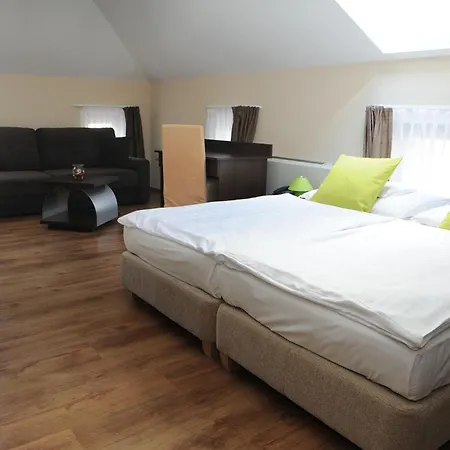 Otel Ezuesthid