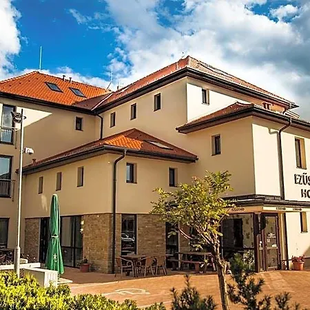 Ezuesthid Hotel