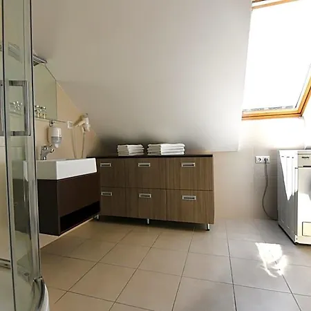 Hotel Ezuesthid 4*