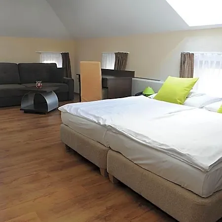 Ezuesthid Hotel 4*
