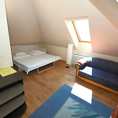 Hotel Ezuesthid 4*