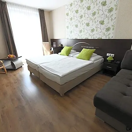 Ezuesthid Veszprém