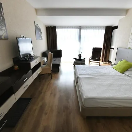 Hotel Ezuesthid 4*