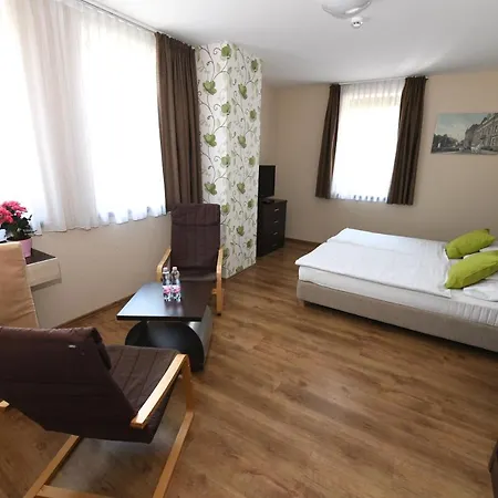 Ezüsthíd 4* Veszprém