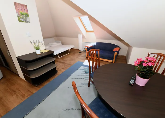 Ezüsthíd Szálloda 4*