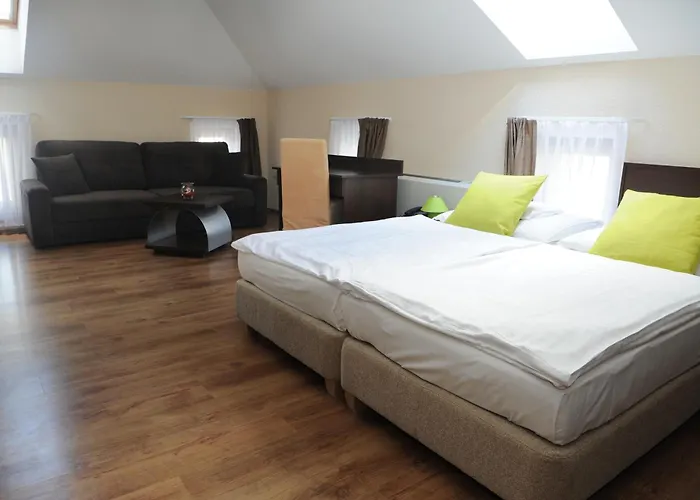 Szálloda Ezüsthíd